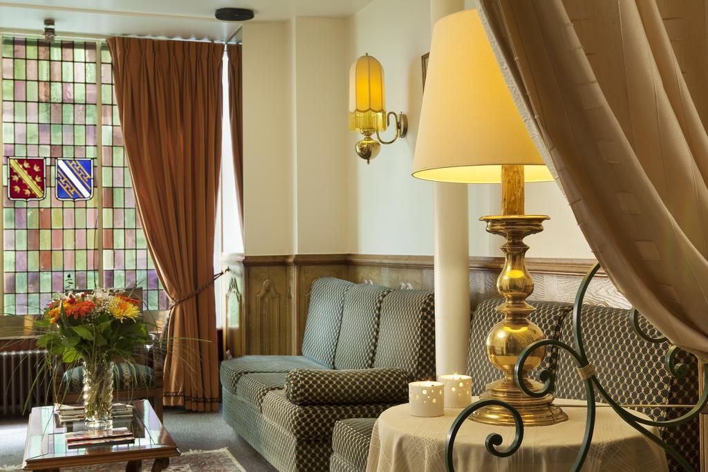 Hotel Les Deux Gares Париж Экстерьер фото