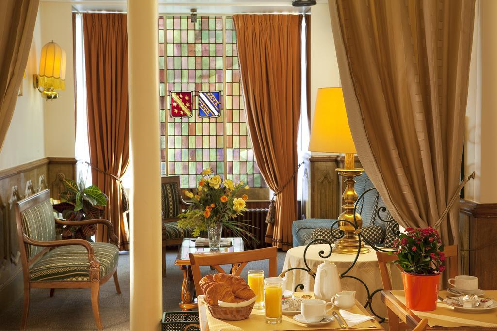 Hotel Les Deux Gares Париж Экстерьер фото